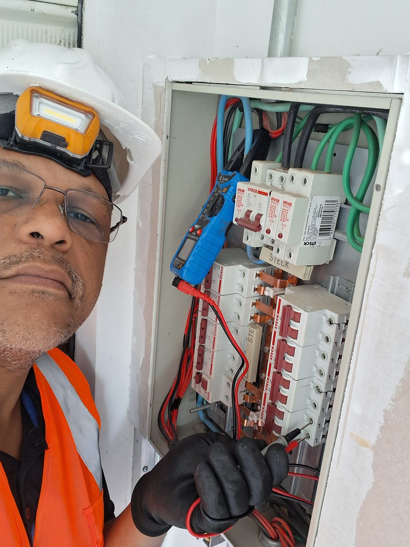Inspeção em painel de distribuição